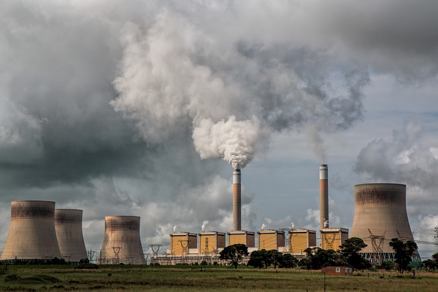 Trotz ehrgeiziger globaler Ziele, die darauf abzielen, die Länder von der Verbrennung des schmutzigen fossilen Brennstoffs zu entwöhnen, wird der weltweite Kohleverbrauch in diesem Jahr voraussichtlich auf den höchsten Stand aller Zeiten steigen. Einem am Freitag veröffentlichten Bericht der Internationalen Energieagentur zufolge wird der Kohleverbrauch im Jahr 2022 voraussichtlich um 1,2 % steigen und damit […]