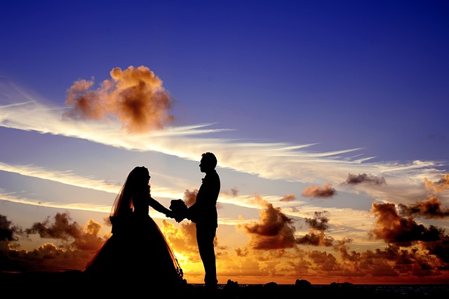 Vergütungsansprüche einer Hochzeits-Fotografin nach Verlegung des Hochzeitstermins aufgrund der Corona-Pandemie